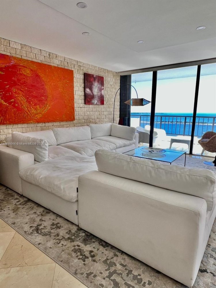 Propriedade comercial T3 em Miami, EUA N.º 614163