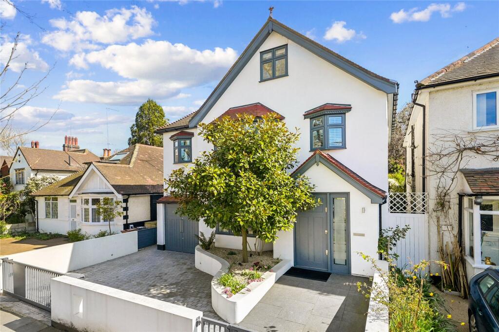 4 bedrooms House in London, United Kingdom No. 5260