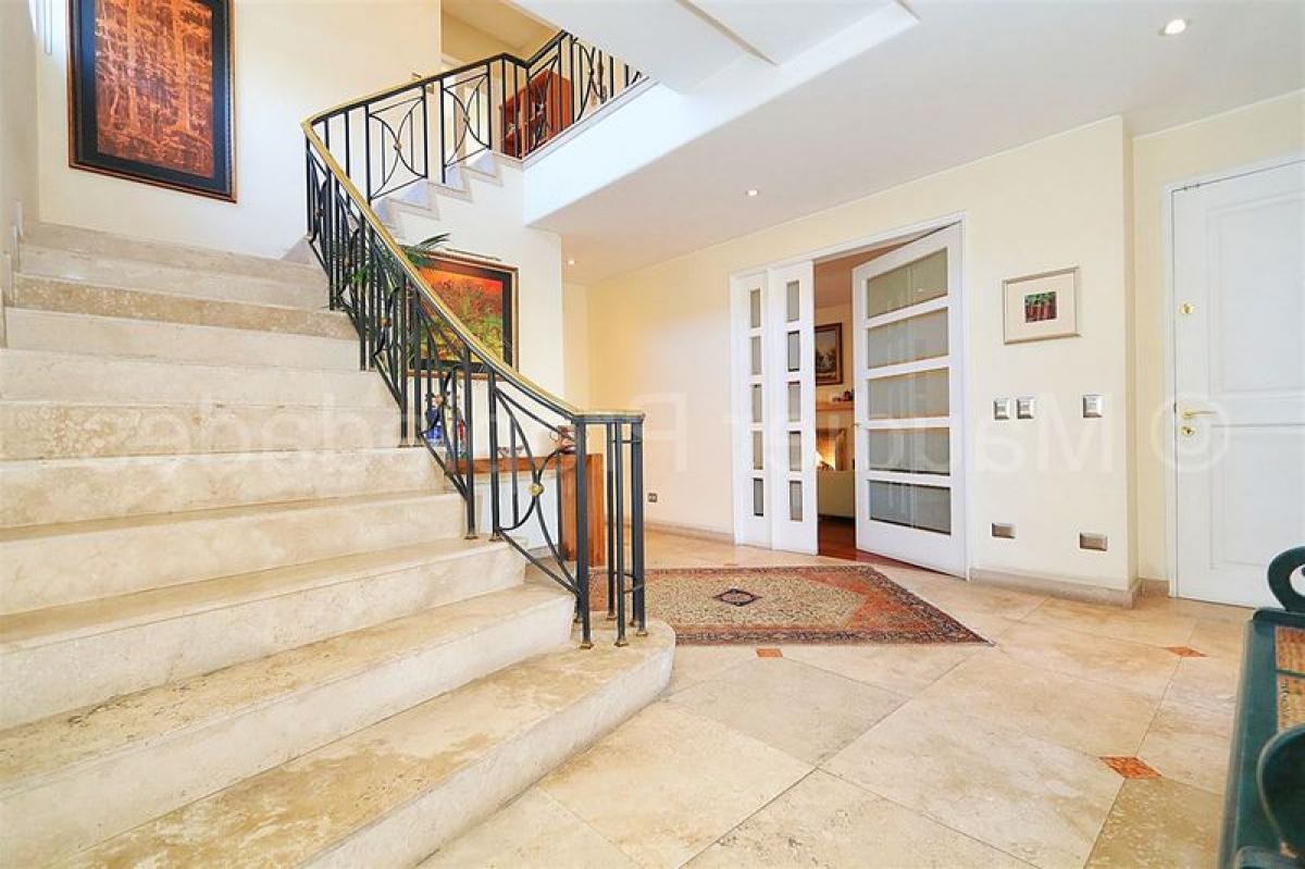 3 bedrooms House in Santiago, Chile No. 1928