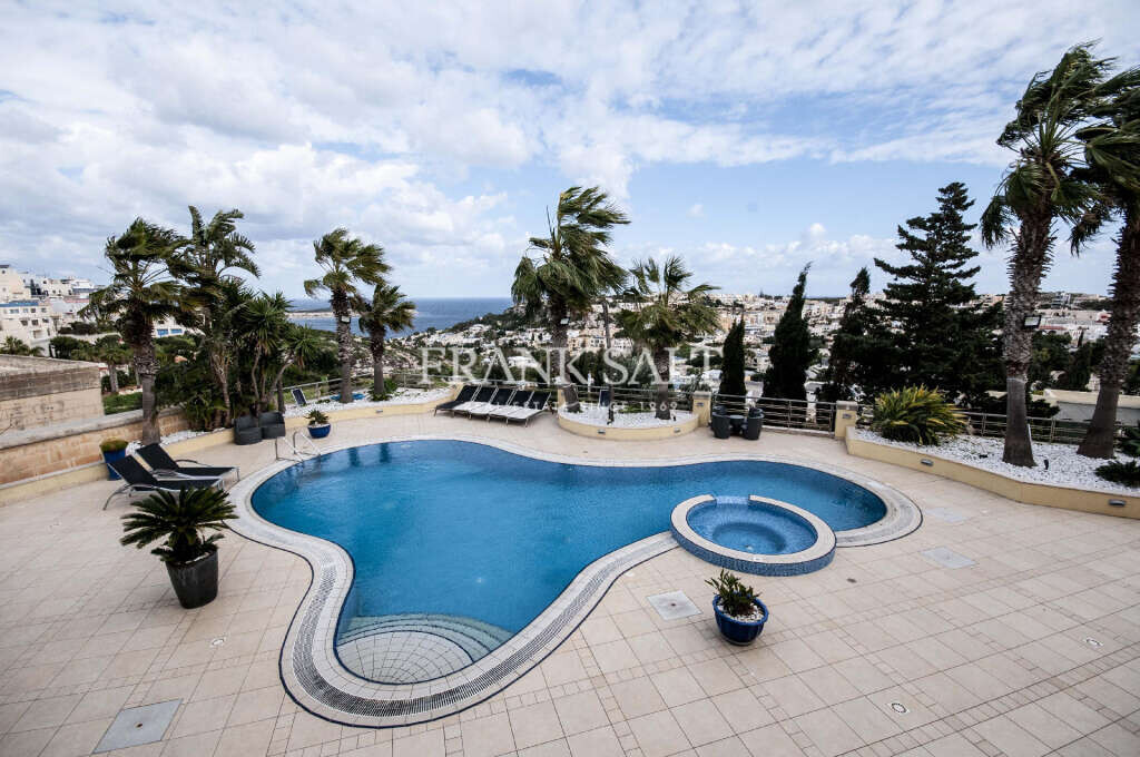 Bungalow de 3 dormitorios en Mellieha, Malta No. 2620