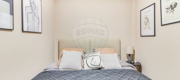 2 bedrooms Apartment in Lisbon, Portugal No. 10678 9