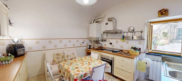 Apartamento de 2 dormitorios en Borgio Verezzi, Italy No. 283299 28
