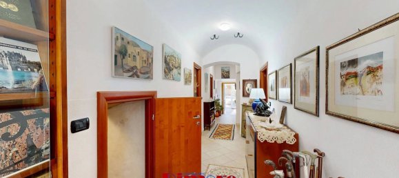 Apartamento de 2 dormitorios en Borgio Verezzi, Italy No. 283299 34