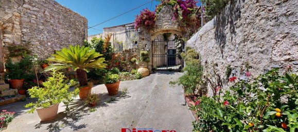 Apartamento de 2 dormitorios en Borgio Verezzi, Italy No. 283299 18