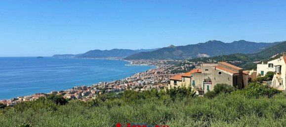 Apartamento de 2 dormitorios en Borgio Verezzi, Italy No. 283299 2