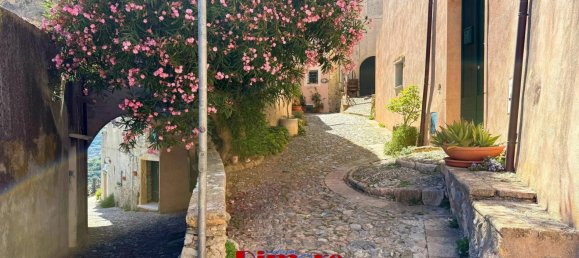 Apartamento de 2 dormitorios en Borgio Verezzi, Italy No. 283299 8