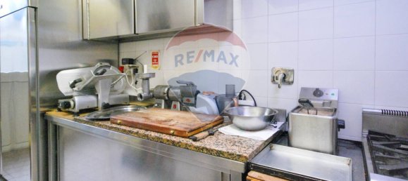 2 rooms Commercial property in Turin, Italy No. 265361 7