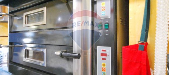 2 rooms Commercial property in Turin, Italy No. 265361 11