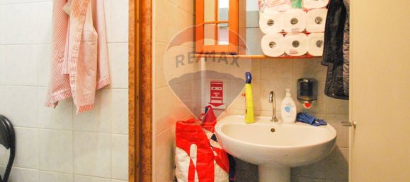 2 rooms Commercial property in Turin, Italy No. 265361 13