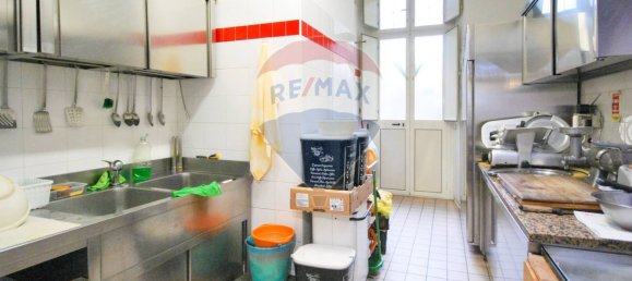 2 rooms Commercial property in Turin, Italy No. 265361 9