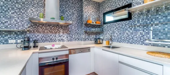 2 bedrooms Condo in Phuket, Thailand No. 60557 5