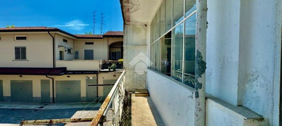 Casa de 4 divisões em Cologno al Serio, Italy N.º 170918 2