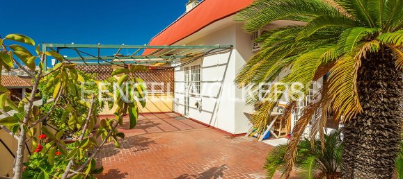 2 bedrooms Penthouse in Rome, Italy No. 273019 2