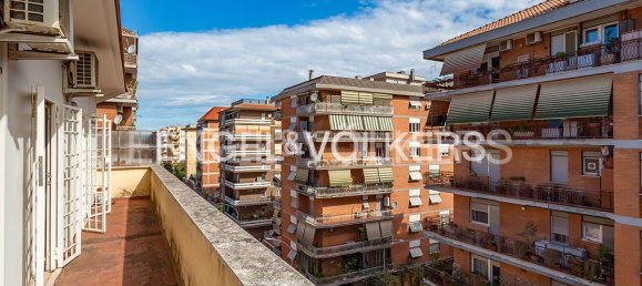 2 bedrooms Penthouse in Rome, Italy No. 273019 19