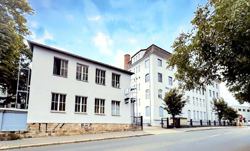 500m² Building in Dresden, Germany No. 311940