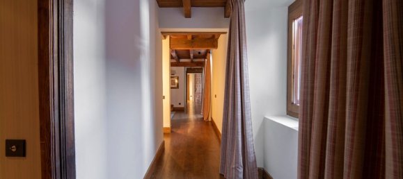 7 bedrooms House in Lleida, Spain No. 180224 57