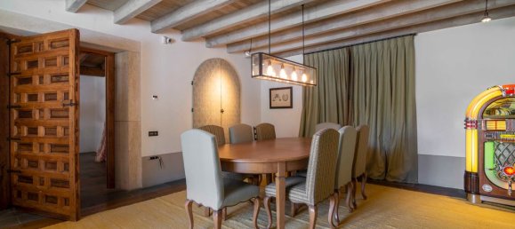 7 bedrooms House in Lleida, Spain No. 180224 12