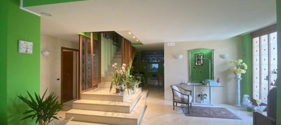 Villa de 8 habitaciónes en Montepulciano, Italy No. 152973 40