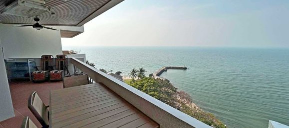 Apartamento com 3 quartos em condomínio em Chon Buri, Thailand N.º 26681 4