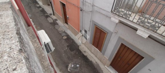 3-salle Maison à Francavilla Fontana, Italy No. 41019 8