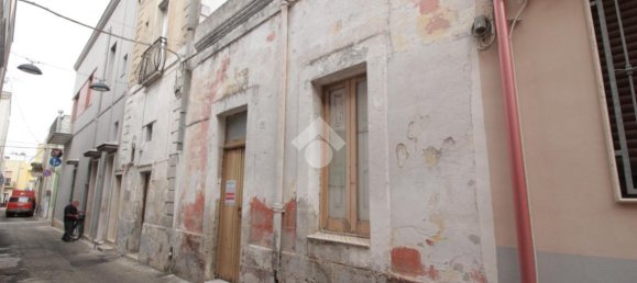 3-salle Maison à Francavilla Fontana, Italy No. 41019 19