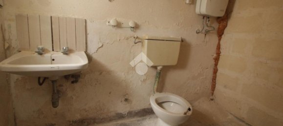 3-salle Maison à Francavilla Fontana, Italy No. 41019 2