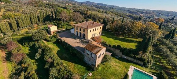 16غرفة فيلا في Vinci, Italy رقم 60020 24