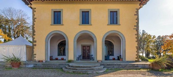 16غرفة فيلا في Vinci, Italy رقم 60020 27