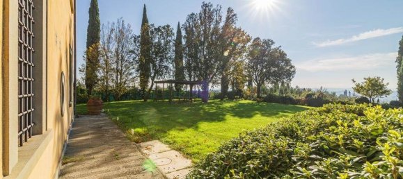 16غرفة فيلا في Vinci, Italy رقم 60020 42