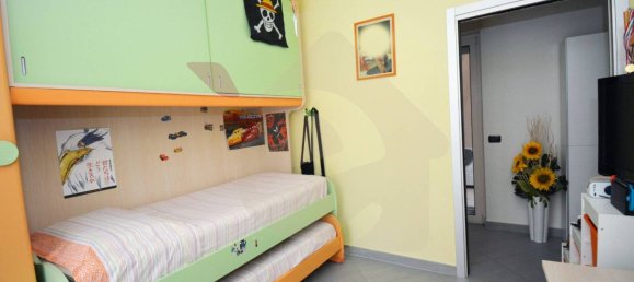 Квартира с 2 спальнями в Битритто, Италия № 262778 14