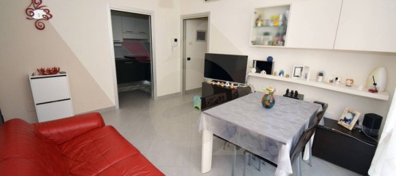 Квартира с 2 спальнями в Битритто, Италия № 262778 2