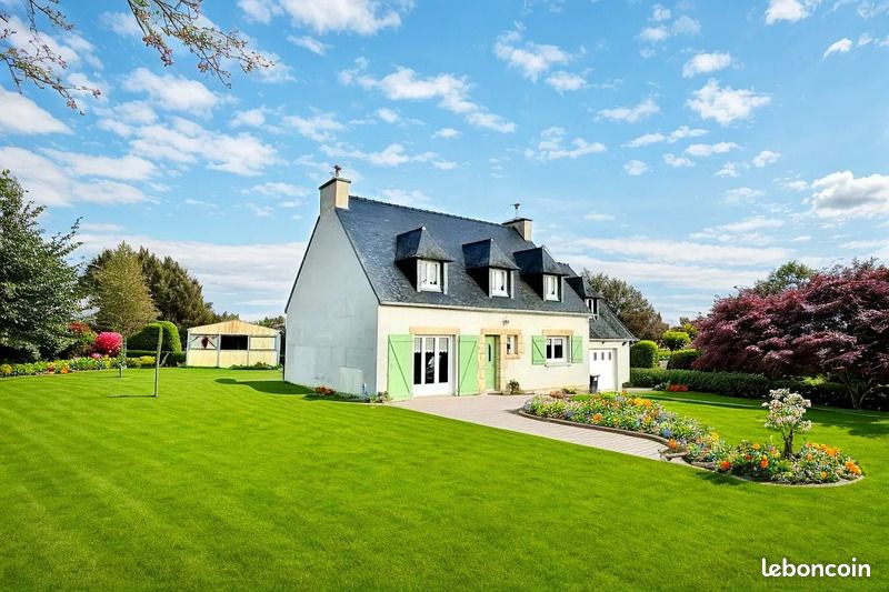 5 bedrooms House in Crozon, France No. 208616