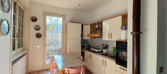 Вилла с 8 комнатами в Гроппарелло, Италия № 116538 2