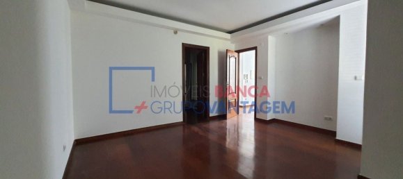 4 bedrooms House in Seixal, Portugal No. 19600 17