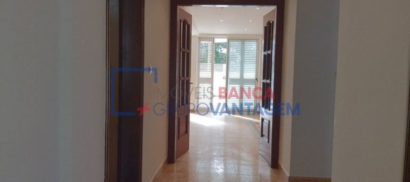 4 bedrooms House in Seixal, Portugal No. 19600 10