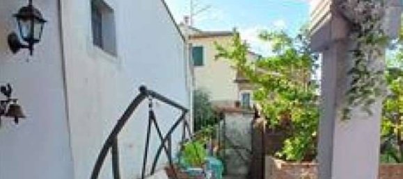 4-salle Appartement à Albenga, Italy No. 296158 6