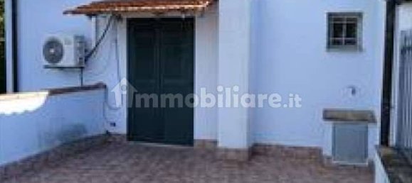 4-salle Appartement à Albenga, Italy No. 296158 2