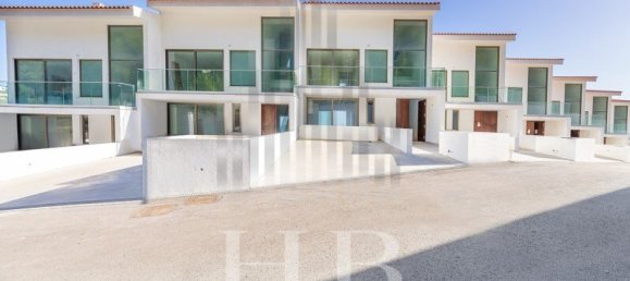 Casa de 3 dormitorios en Sesimbra, Portugal No. 120605 4