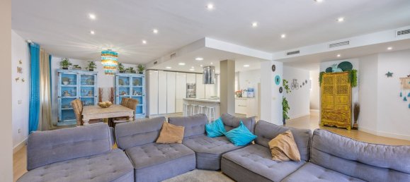 Пентхаус с 3 спальнями в Ла-Линеа-де-ла-Консепсьон, Испания № 154980 4