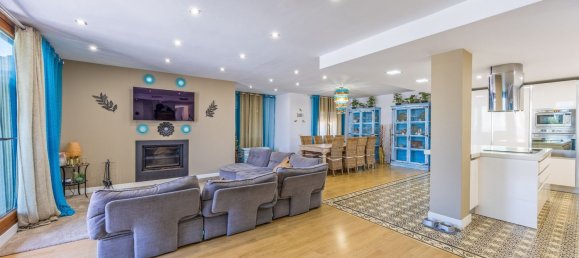 Пентхаус с 3 спальнями в Ла-Линеа-де-ла-Консепсьон, Испания № 154980 2