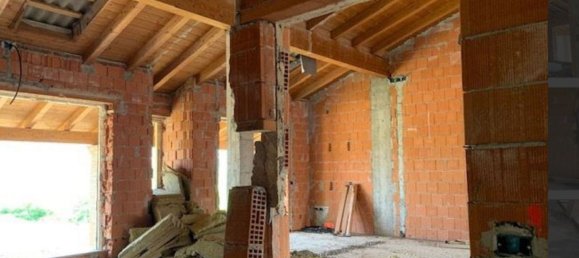 Edificio en Torre d'Isola, Italy 3160 m² No. 116386 4