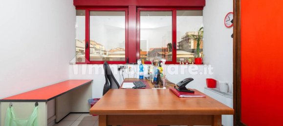 5 rooms Office in Turin, Italy No. 337368 26