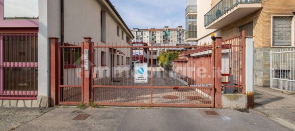 Oficina de 5 habitaciónes en Turin, Italy No. 337368 35