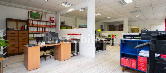 5 rooms Office in Turin, Italy No. 337368 34