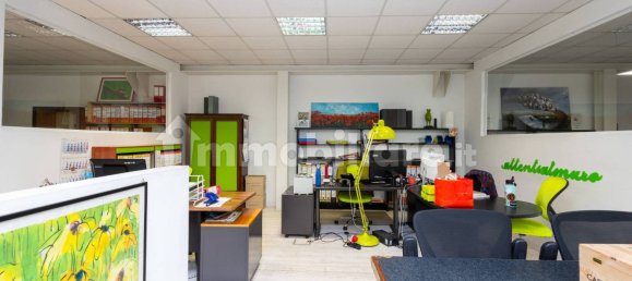 5 rooms Office in Turin, Italy No. 337368 5