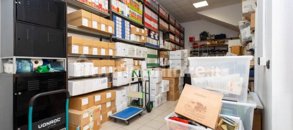 5 rooms Office in Turin, Italy No. 337368 9