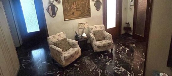 6 rooms Apartment in Turin, Italy No. 40441 14