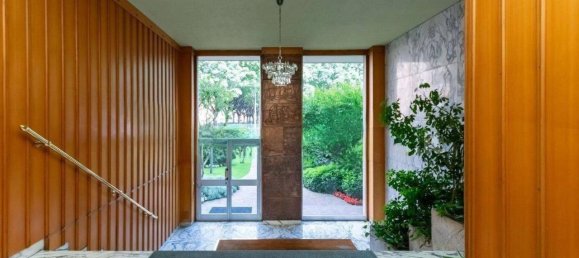 6 rooms Apartment in Turin, Italy No. 40441 8