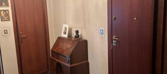 6 rooms Apartment in Turin, Italy No. 40441 10