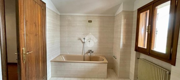 Вилла с 8 комнатами в Лория, Италия № 5147 40